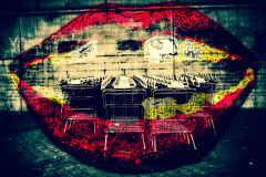 Shopping wall: The mouth