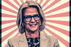 Öveerhetens unkna klasshat med blågul rosett